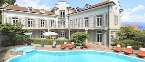 Villa Virginia - Stresa, Lake Maggiore - NORTHITALY VILLAS Vacation rental