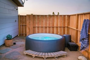 enjoy the hottub under the stars