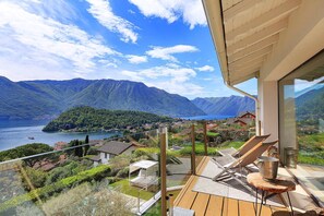 Villa Nadea - Mezzegra, Lake Como - by NORTHITALY VILLAS vacation rentals