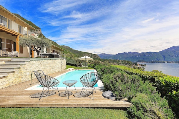 Villa Nadea - Mezzegra, Lake Como - by NORTHITALY VILLAS vacation rentals