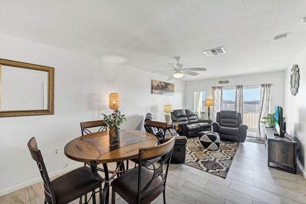 Living Area - Open concept living area with modern furnishings
