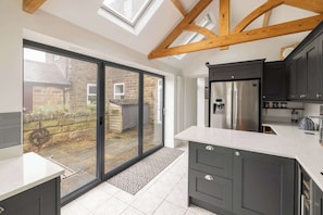 Ranworth, Ravenscar - Host & Stay