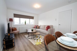 Living Room / Lounge