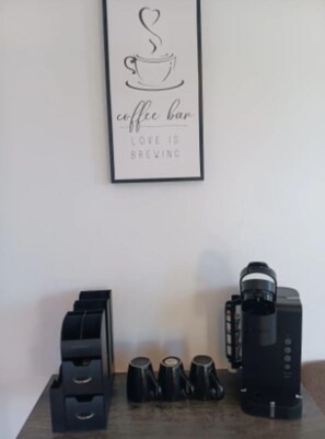 Kaffe och/eller kaffebryggare