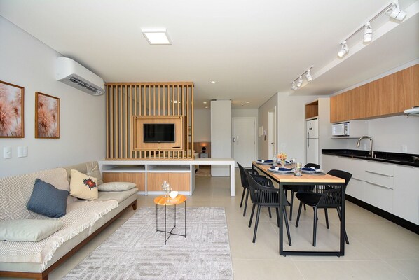 Living Room,Dining area