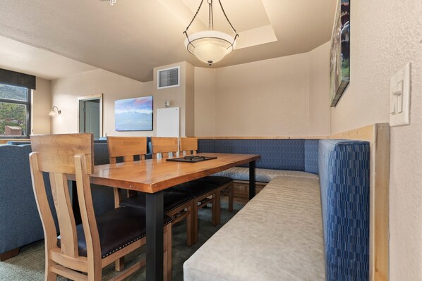 Dining Table, Furniture, Table, Dining Room, Indoors