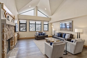Home Decor, Architecture, Building, Furniture, Indoors