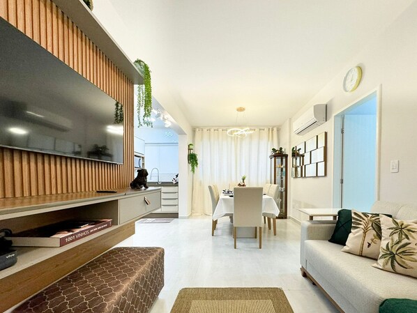 Living Room,Dining area