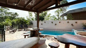 BBQ facilities,Swimming pool
