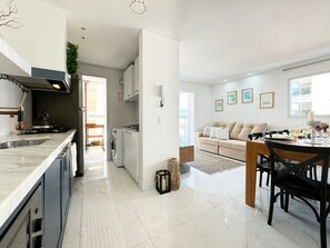 Kitchen or kitchenette,Living Room,Dining area
