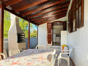 Seating area,BBQ facilities