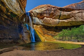Calf Creek Falls 