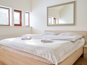 Lit, Meubles, Design Intérieur, Chambre, Sol, Mur, Sol, Literie, Bois, Drap De Lit
