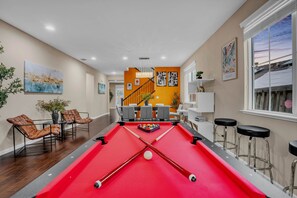 Spielezimmer