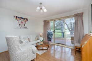 Living Area 2