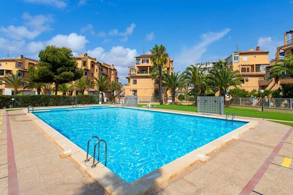 Holiday Home Swimming Pool