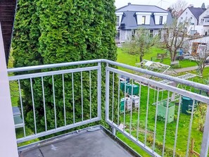 Pflanze, Fenster, Zaun, Gebäude, Baum, Gras, Haus, Home Fechten, Grundeigentum, Strauch
