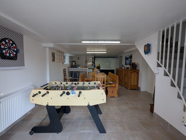 Grande pièce à vivre et jeux