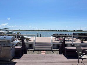 Rear Deck & View