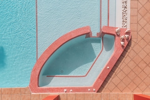 Pool Jacuzzi
