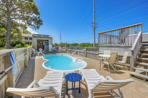 Surf or Sound Realty - 1200 - Counting Stars - Pool Area -1