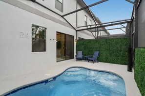 Private pool