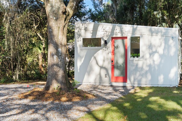Escape to this charming house, offering privacy and tranquility in a cozy, secluded retreat.