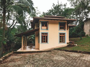 Fachada
Jardim