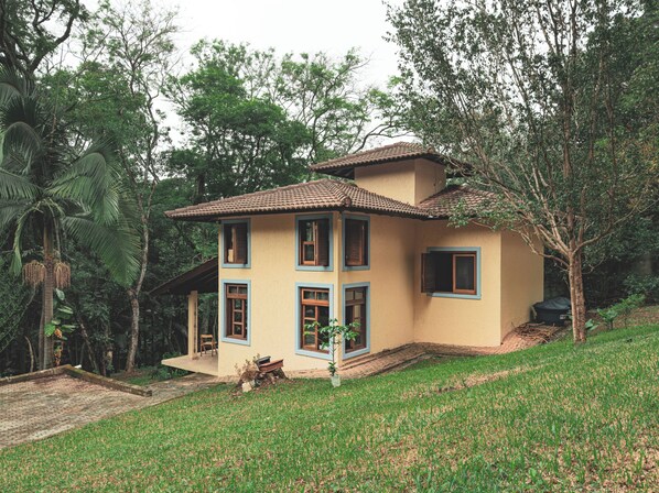 Fachada
Jardim