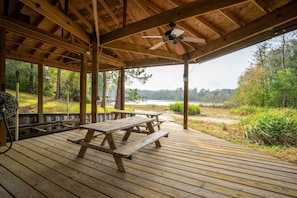 "Nature","Outdoors","Scenery","Building","House"