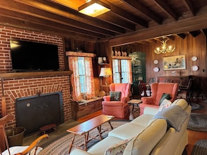 Living room and dining room main cottage