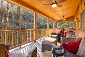 Kick back and relax on the couch with great company, enjoying heartfelt conversations, sipping coffee with your loved ones, and soaking in the soothing sounds of the birds.