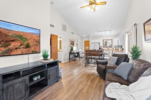 Welcome to Hikers Hideaway!