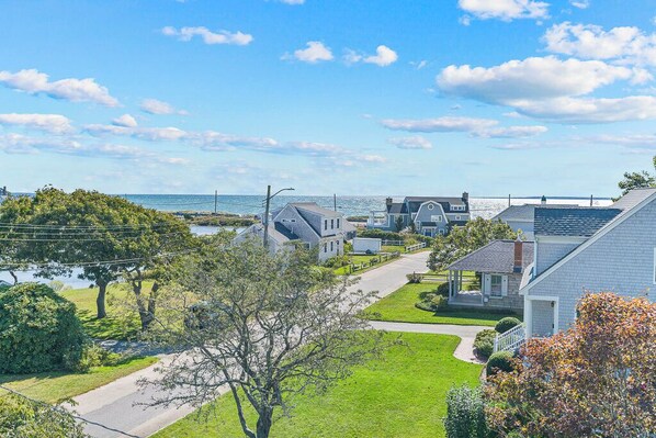 You will be amazed with the views of the ocean and pond