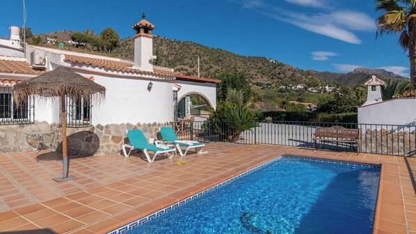 Casa Carolina Cómpeta by Ruralidays