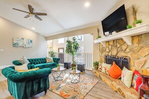 Living Room | Upper Level | Central A/C & Heating