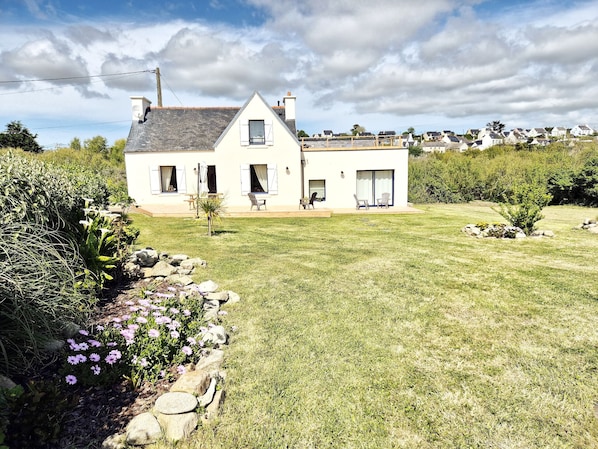 Beautiful renovation-Sea view-Top roof-Great comfort