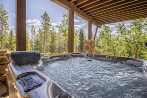 Bain à remous extérieur