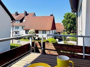 Blick vom Balkon in die Umgebung
