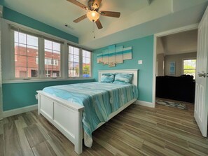 Queen Bedroom