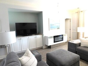 Living Room with TV and Fireplace