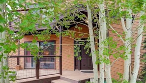 StayWinterPark Sun River 8 exterior entrance