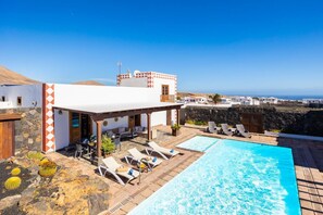 Beautiful villa with private pool and terrace