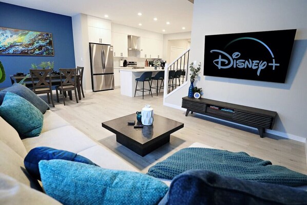 Your perfect getaway starts here—chic design, cozy vibes, and ultimate relaxation.