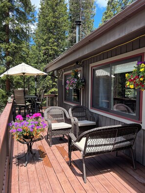 Front deck