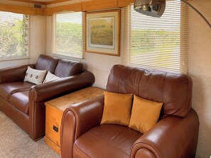 Living area | Goldfinch - Greenacres Farm, Colchester