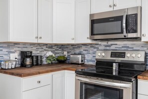 The kitchen has everything you would need to prepare a meal for your family!