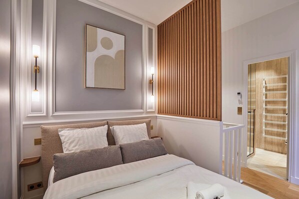 CHAMBRE AVEC LIT DOUBLE, BALCON, TV 
