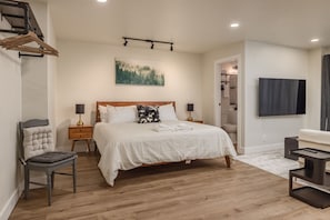 Comfortable King Bed