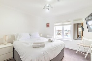 Kingsmere, Horning - Host & Stay